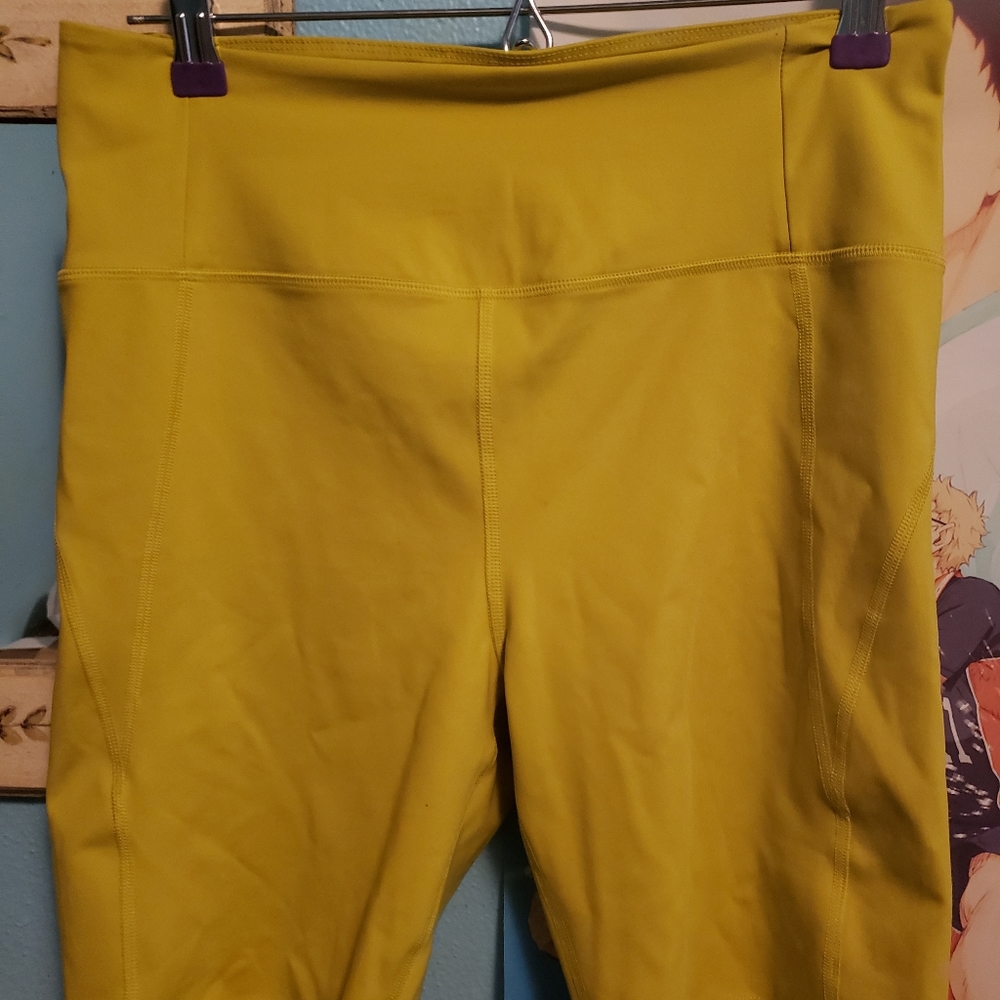 Girlfriend collective biker shorts